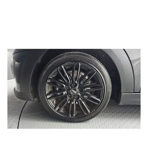 Mini Cooper 5 Puertas Edición Resolute Agosto 2022 65,842 km Volante a la Izquierda Emisión Euro V Asientos de Cuero Cámara Trasera - Product Image 5