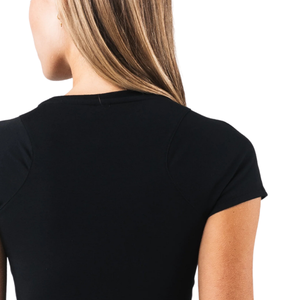 T-shirt court à ourlet asymétrique pour femme, manches courtes, coupe ajustée, tissu léger, sportif, décontracté, pour la gym, l'entraînement, vêtements de sport - Product Image 6