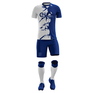 Kit de performance de football haut de gamme pour les séances d'entraînement et l'excellence en match - Product Image 1