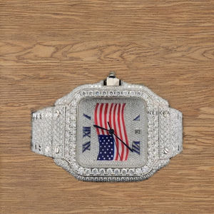 Montre design drapeau américain-Montre moissanite faite à la main, montre à buste glacé pour homme, cadeau de bijoux hip-hop du vendeur indien - Product Image 1