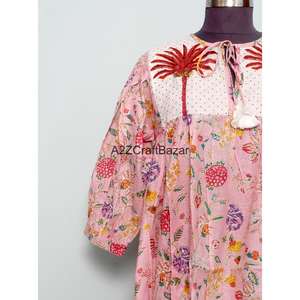 Vestido largo maxi con cuello en V y manga larga, de tela no tejida, para uso diario, con estampado floral, del fabricante exportador indio. - Product Image 3