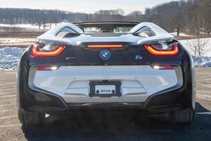 Auto Usado Confiable, BMW i8 Roadster <span class=keywords><strong>2019</strong></span>, Híbrido Enchufable de 369 hp - Product Image 3