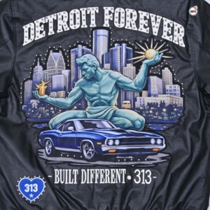 เสื้อแจ็คเก็ตบอมเบอร์หนังแท้สำหรับผู้ชาย ปักลายดอกกุหลาบ โลโก้ Detroit Roots ซิปหน้า สไตล์มอเตอร์ไซค์ เหมาะสำหรับใส่ในฤดูใบไม้ร่วง ออกแบบโลโก้ได้ตามต้องการ - Product Image 6
