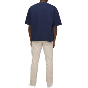 Camisetas de algodón de corte holgado para hombre, cuello redondo, logo minimalista en el pecho, estilo streetwear, para pedidos al por mayor de marcas personalizadas - Product Image 2