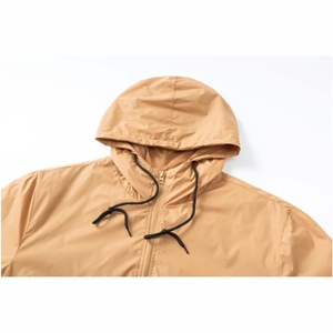 เสื้อแจ็คเก็ตวินด์เบรกเกอร์แบบซิป ไนลอน วาร์ซิตี้ ทรงโอเวอร์ไซส์ กันลม ตกแต่งด้วยผ้าแบบแพทช์เวิร์ค รับผลิตตามแบบ (OEM) เสื้อแจ็คเก็ตไนลอนสำหรับผู้ชายจากผู้ผลิต - Product Image 5