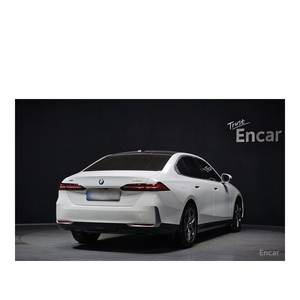 BMW Série 5 530i xDrive 2023, 11 810 km, Volant à Gauche, Boîte Automatique, Caméra Arrière - Product Image 2