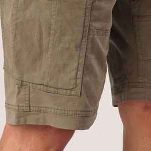 Pantalones cortos cargo ligeros para hombre al por mayor, cómodos, con cierre de cremallera, transpirables, para usar en verano. - Product Image 6