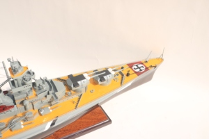 BISMARCK - Maqueta de Velero Hecha a Mano en Madera, Personalizada, Estilo Antiguo, Temática Oceánica, Pieza de Arte Coleccionable para Mesa, Ho Chi Minh - Product Image 3
