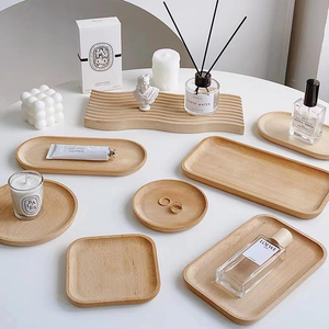 Plateau de rangement pour bijoux en bois de hêtre massif à motif ondulé moderne, accessoires de photographie et de présentation pour décorations de fête - Product Image 5
