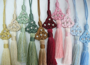Pompons décoratifs faits à la main pour vêtements de mode, sacs, bijoux et artisanat – Fournisseur de pompons de qualité supérieure – Fabriqué en Inde - Product Image 6