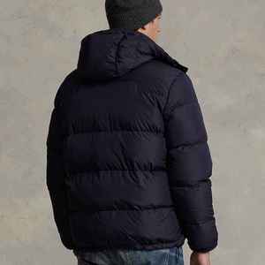 Blousons matelassés pour hommes tendance, couleur noire brillante, deux poches sur le devant, vêtements décontractés pour hommes, blouson matelassé en duvet pour l'hiver, modèle court. - Product Image 5