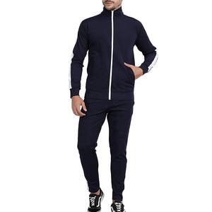 Chándal con cremallera y logotipo personalizado de alta calidad, venta al por mayor, nuevo diseño, forro polar con rayas laterales, tarifas muy baratas con características personalizadas - Product Image 1