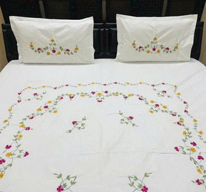 Custom Embroidery Pretty Floral 100% Cotton Duvet Cover <b>Sets</b> Classical Style Home <b>Bedding</b> <b>Sets</b> Machine Washable Home Wedding - Product Image 3
