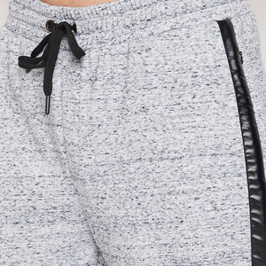 Ensemble de survêtement pour homme avec pantalon de jogging empilé et sweat à capuche délavé, personnalisable - Product Image 6