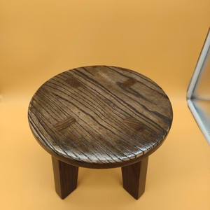 Taburete Decorativo Minimalista Hecho a Mano de Madera de Fresno |   Taburetes de Madera Ecológicos al por Mayor en India - Product Image 4