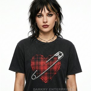 Custom Surreal <b>Heart</b> <b>Clock</b> Women T-Shirt Wholesale Charcoal Grey Cotton Graphic Tee OEM Manufacturer Ladies Melting Drip Tops - Product Image 4