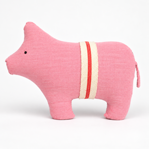 ตุ๊กตาหมูผ้าฝ้ายสีชมพูปักลาย ของเล่นตุ๊กตาหมูนุ่มนิ่ม ของขวัญวันเกิดและของตกแต่งห้องเด็ก - Product Image 3