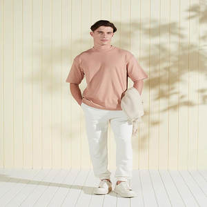 Camiseta Personalizada con Lavado Ácido, 100% Algodón, Estilo Urbano, Vintage, Color Beige Deslavado - Product Image 1