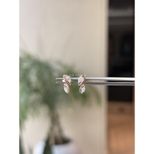 Pendientes de Lujo Geométricos con Diamantes Cultivados en Laboratorio de Oro de 14K, Corte Marquesa de 0.20 Ct, Montura Abierta Curva, para Bodas y Fiestas, Venta al por Mayor - Product Image 6