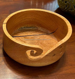 Cuenco de Madera Hecho a Mano para Tejer, Crochet y Manualidades - Product Image 2