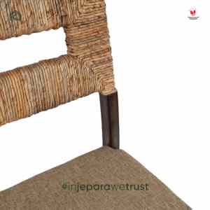 Chaise de salle à manger contemporaine en teck massif avec dossier en rotin tressé, rembourrée, durable, pour l'extérieur, idéale pour restaurants, hôtels et villas. - Product Image 6