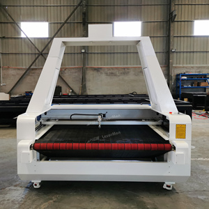 LM-1610 Camera CCD Visual Positioning Automatic Conveyor CO2 Laser Cutting Machine Sublimation Cloth Fabric - Product Image 2