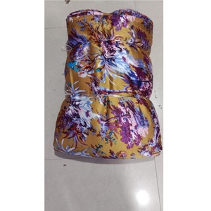 Tela de Satén Estampada de Excelente Calidad, Material Elegante y Brillante para Vestidos de Ocasiones Especiales, Disponible a Buen Precio - Product Image 1