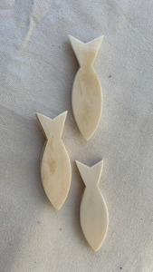 Handcrafted Bone Tatting Shuttle Natural Smooth Finish Traditional Lace Making Tool Vintage Style Navette - Product Image 4