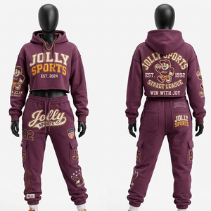ชุดเซ็ตเสื้อครอปท็อปสีชมพูผ้าคอตตอนผสมสแปนเด็กซ์ 220 GSM พร้อมกางเกงคาร์โก้ ประดับด้วยคริสตัล  รับออกแบบโลโก้ด้วยการรีดร้อน ชุดสำหรับผู้หญิง - Product Image 3