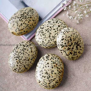 Piedra preciosa de jaspe dálmata Natural al por mayor, piedra de Palma pulida, estilo Feng Shui tallado para decoración del hogar, bolsillo curativo Reiki - Product Image 6