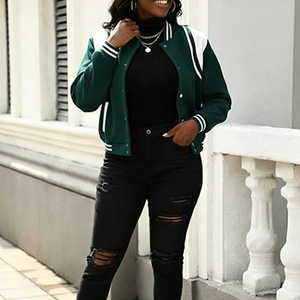 Chaqueta Varsity Personalizada para Mujer, Chaqueta Bomber Corta, Proveedor de Ropa Urbana Premium, Venta al Por Mayor en EE. UU. - Product Image 5