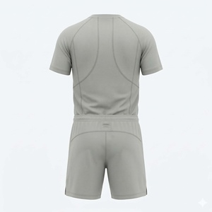 Ensemble d'été pour homme : T-shirt à manches courtes et short – Deux pièces personnalisables avec logo – Tenue décontractée pour l'été - Product Image 2