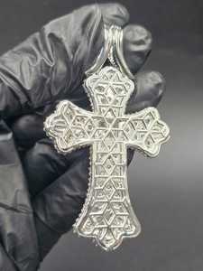 Colgante de Cruz Totalmente Cubierto de Diamantes, Plata 925, Colgante Personalizado de Moissanita, Colgante Hip Hop, Colgante de Fe Cristiana, Joyería Religiosa - Product Image 6