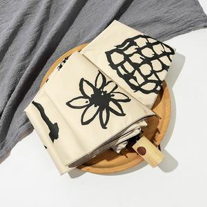 Paraguas Mini Compacto Ligero de Doble Uso para Mujer, con Bolsillo con Solapa, Protección UV, Plegable, para Días Soleados y Lluviosos - Product Image 2