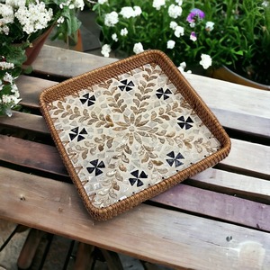 Juego de Platos de Servir de Ratán con Incrustaciones de Madreperla Hechos a Mano para Aperitivos, Dátiles, Dulces, Té y Café - Product Image 4