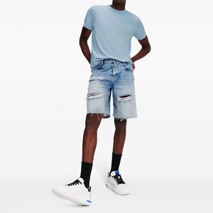 Jeans courts pour hommes personnalisés en gros, taille haute, en denim teint uni, effet vieilli, avec fermeture éclair courte, tendance, en promotion - Product Image 3