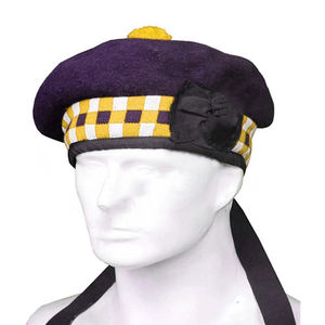 Gorro Balmoral de Lana Pura Morado Oscuro y Amarillo, Sombrero Escocés con Diseño a Cuadros, Talla Personalizada, Gorro Clásico Tradicional para Kilt - Product Image 2