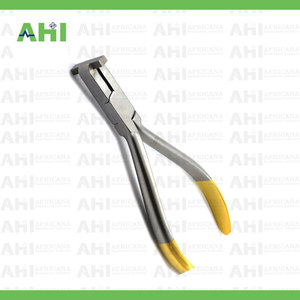 Pince orthodontique AHI 0,50 mm à dégradé, poignée ergonomique, certifiée CE Classe I, pour la mise en forme des fils et la détaillage des arcs - Product Image 4