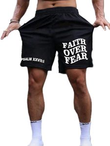 Pantalones Cortos Deportivos de Poliéster Transpirables para Hombre, Color Gris, con Estampado Faith Fear, Cintura Elástica Media, con Texto del Salmo XXVII y Logotipo Frontal - Product Image 4