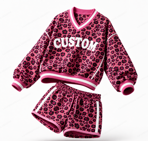 Conjunto de 2 Piezas para Mujer, Estampado de Leopardo Rosa, Cuello en V, Suéter y Pantalones Cortos, Corte Holgado, Deportivo, Tejido de Poliéster, Por Encima de la Rodilla, Primavera Verano - Product Image 3
