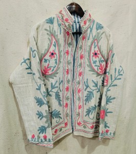 Chaqueta de punto de algodón para mujer con cuello chal bordado floral, manga larga, transpirable, hecha a mano, con puntada abierta, ideal para primavera. - Product Image 3