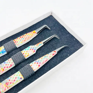 Pince à épiler professionnelle pour extensions de cils, à pointe en fibre à 90 degrés, en acier inoxydable massif, durable et confortable – Vente en gros très prisée - Product Image 5