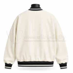 Chaqueta Universitaria Unisex Personalizada, Negra con Rayas, Cuello Acanalado, Botones a Presión, Chaqueta Letterman, Fabricante OEM al por Mayor - Product Image 2