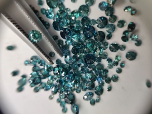 Diamantes de color Diamantes sueltos 100% Color tratado natural VS SI Pureza 1,2 a 2,1 MM Diamantes reales redondos de corte brillante - Product Image 6