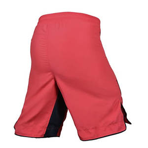Shorts ligeros de MMA diseñados para entrenamientos intensos, con dobladillos reforzados y corte flexible, ideales para luchadores, academias y fabricantes. - Product Image 3