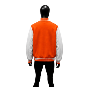 เสื้อแจ็คเก็ตวาร์ซิตี้พรีเมียมสีส้ม รุ่น Letterman ผ้าฟลีซผสมคอตตอนและโพลีเอสเตอร์ ทรงปกติ ปกคอพับ ติดกระดุมแถวเดียว ลายเรียบ - Product Image 2