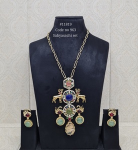 Ensemble de collier statement 11819 avec motif animal et pierres en zircone cubique, plaqué or, pour femme, cadeau pour mariage ou fête. - Product Image 2