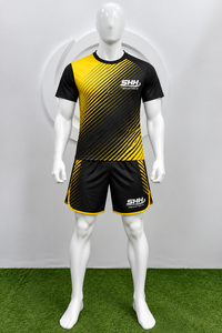 Ensemble d'entraînement personnalisé noir et jaune sublimé de haute qualité pour hommes – T-shirt et short de sport performants à séchage rapide – Uniforme d'équipe pour la gym - Product Image 2