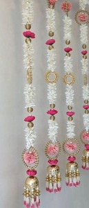 Guirlande de fleurs artificielles avec pompons, Toran à suspendre à la porte, Guirlandes de fleurs artificielles et de Mogra, et Guirlandes de lotus roses, Magnifique décoration de fond - Product Image 2
