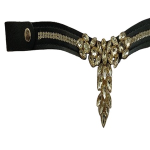 Banda de frente de canal vacío de alta calidad, cadena de cristal bonita, botón de presión ajustable para bucle - Product Image 1